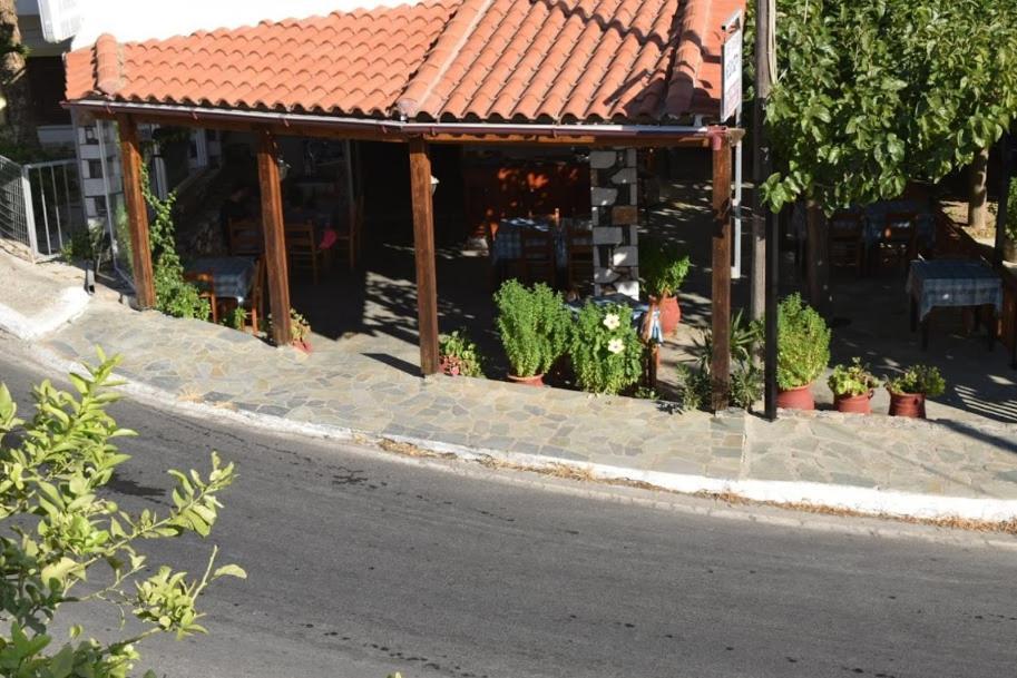 Mesohori Studios Σφακιά Εξωτερικό φωτογραφία